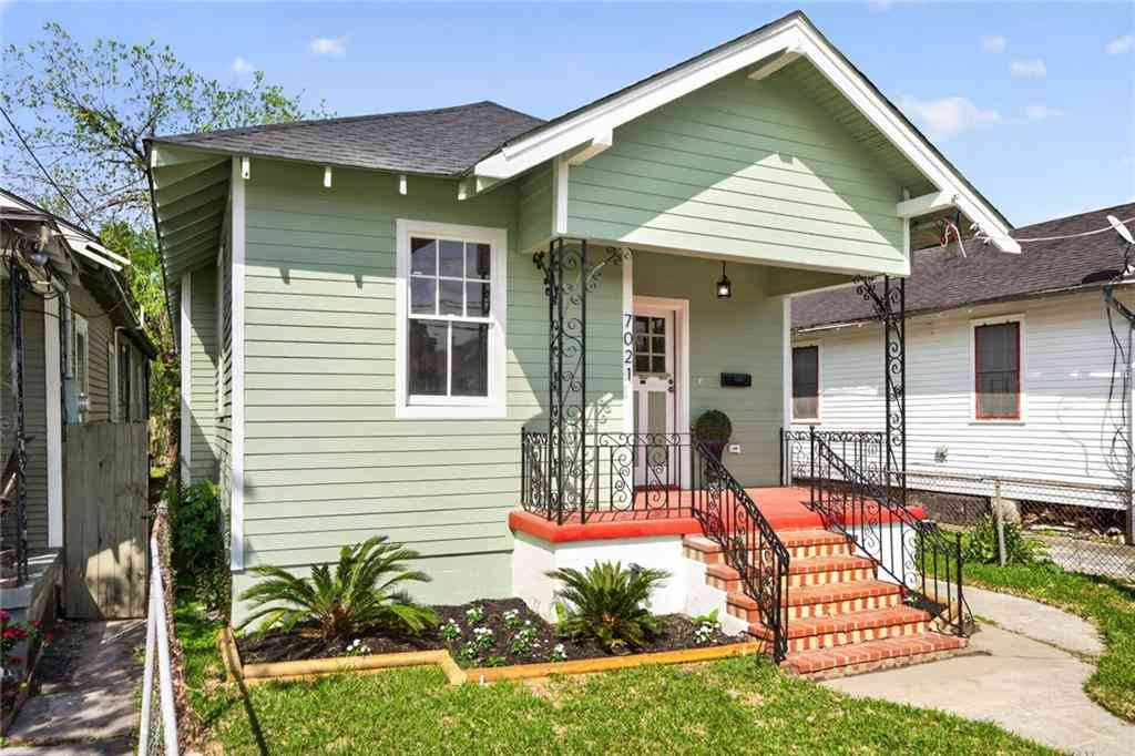 Homes For Sale - 7021 Fig Street<br/> New Orleans, LA 70125