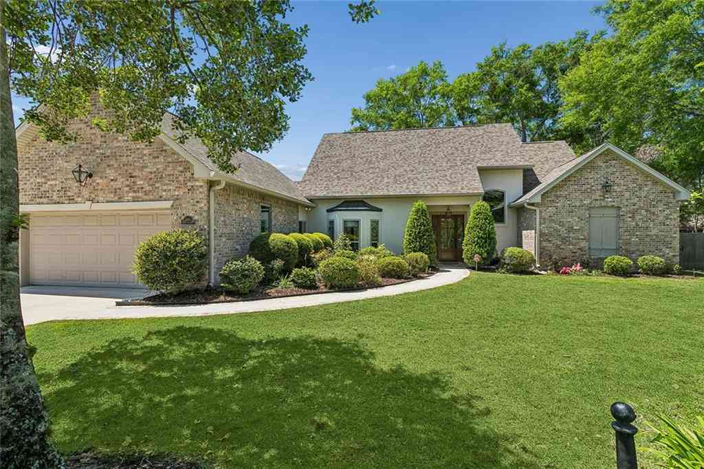 Homes For Sale - 106 Cherry Creek Drive<br/> Mandeville, LA 70448