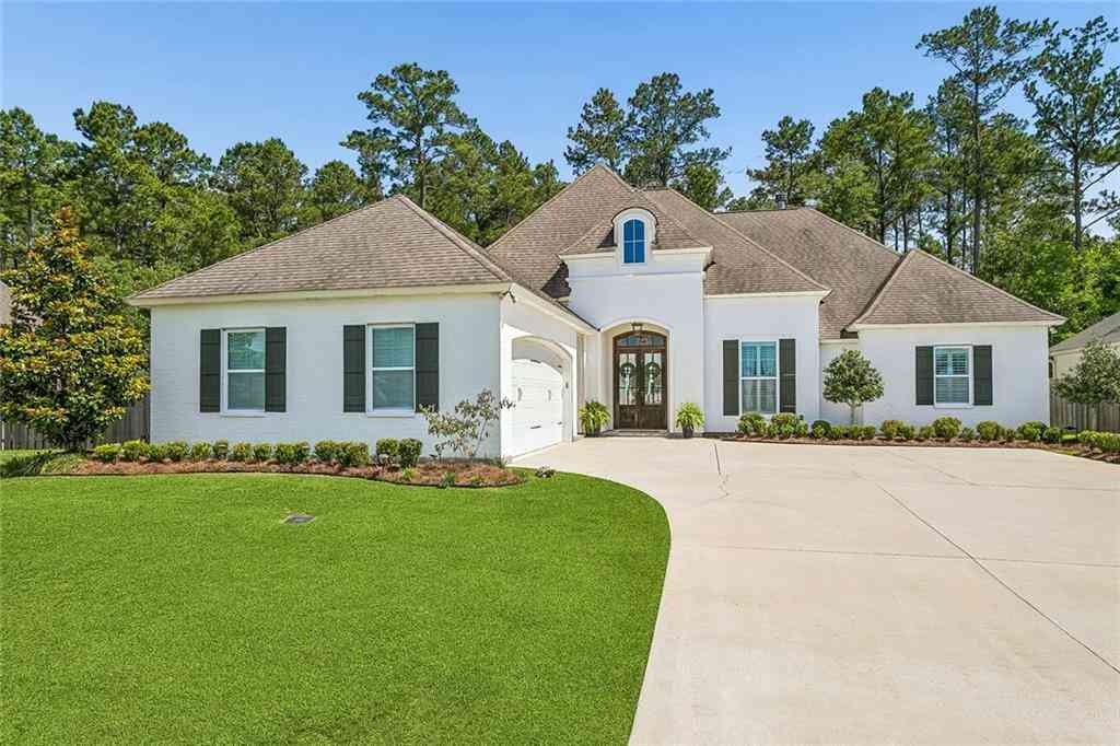 Homes For Sale - 544 Blue Heron Lane<br/> Madisonville, LA 70447