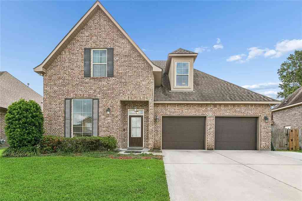 Homes For Sale - 1311 Burgess Drive<br/> Marrero, LA 70072