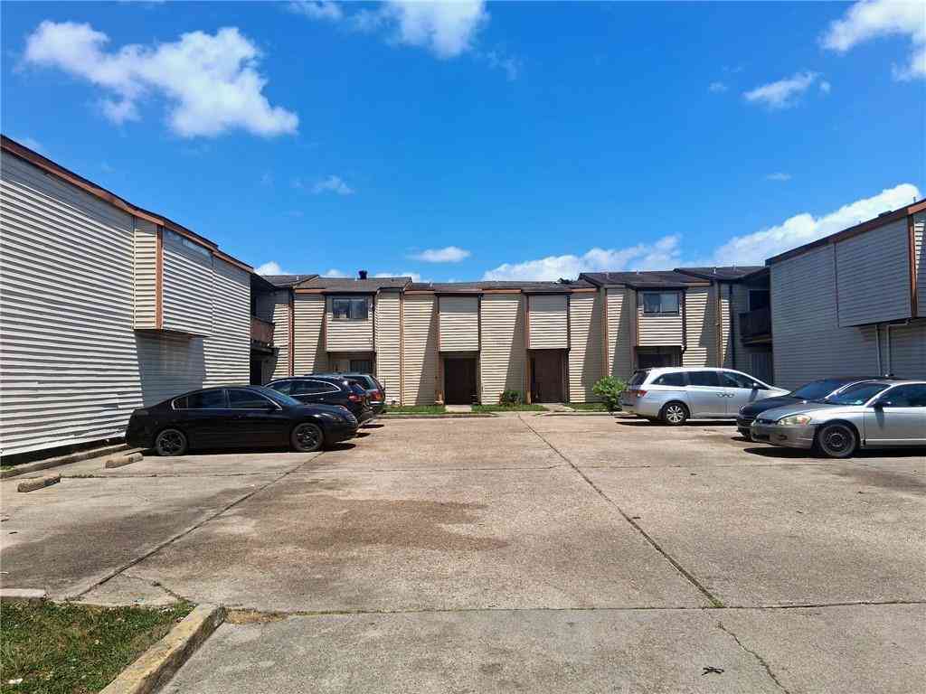 Condo For Sale - 3502 Vespasian Street #154<br/> New Orleans, LA 70114