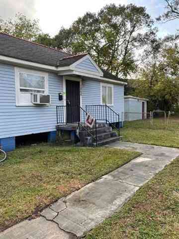 Multifamily For Rent - 1868 Benefit Street<br/> New Orleans, LA 70122