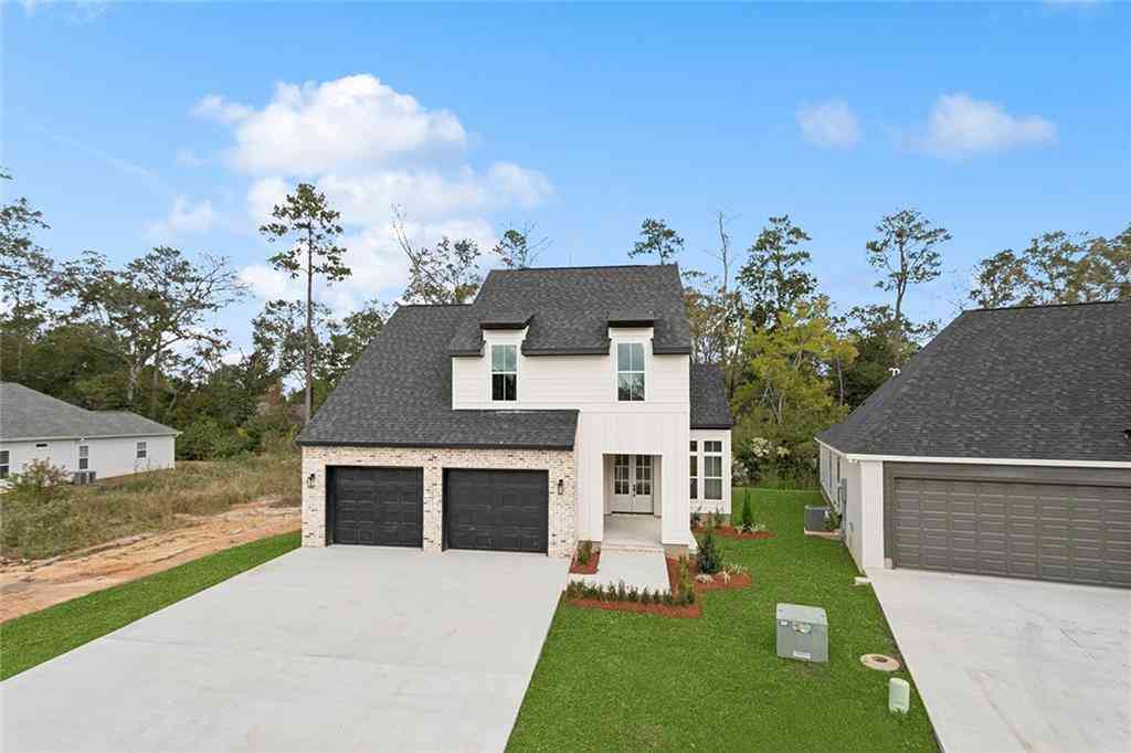 Homes For Sale - 17314 Paddock Circle<br/> Hammond, LA 70403