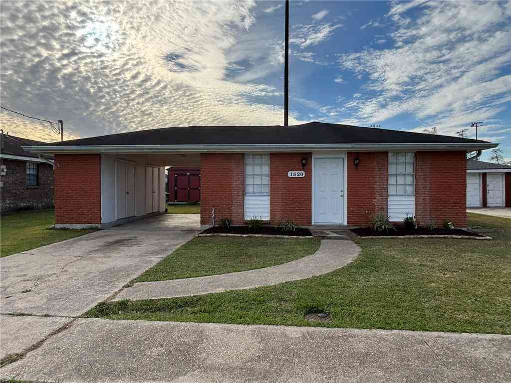 Homes For Rent - 1520 Orchid Drive<br/> Harvey, LA 70058