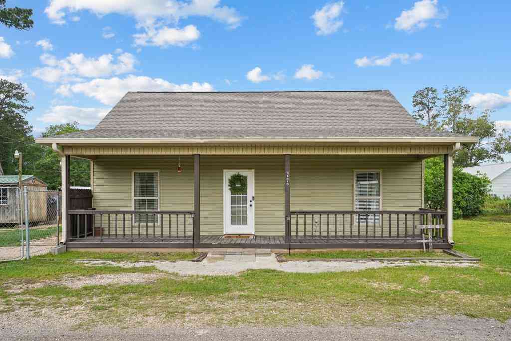 Homes For Sale - 31810 Janice Street<br/> Springfield, LA 70462