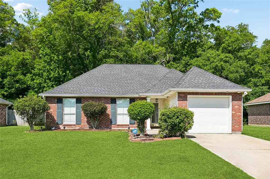 Homes For Sale - 20289 Rue Jondolyn<br/> Ponchatoula, LA 70454