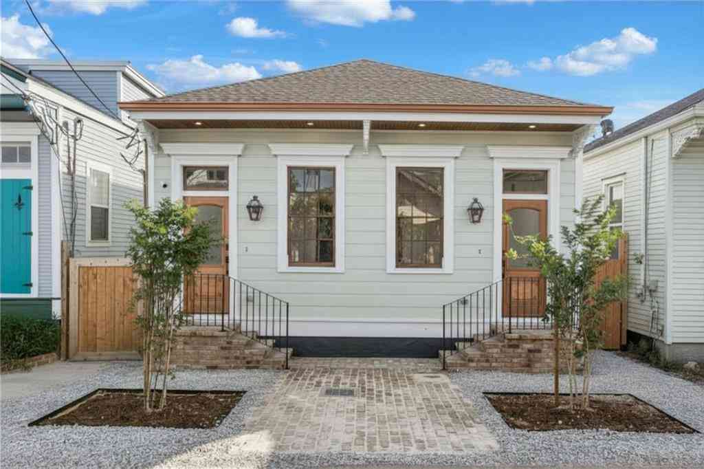 Homes For Sale - 2730 Saint Ann Street<br/> New Orleans, LA 70119