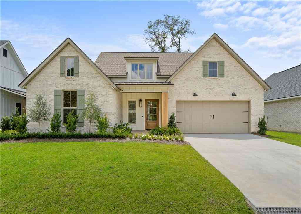 Homes For Sale - 5044 Twin River Place<br/> Covington, LA 70433