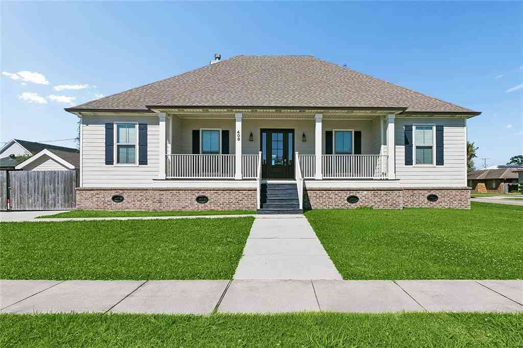 Homes For Sale - 409 Llama Drive<br/> Arabi, LA 70032