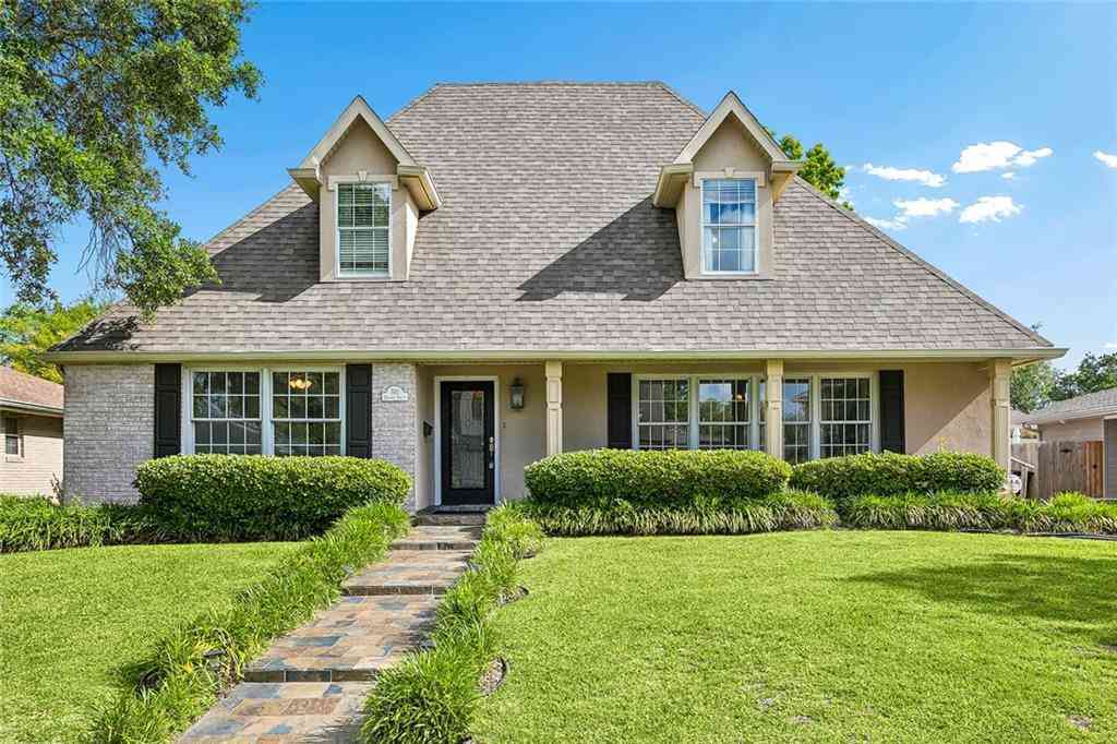 Homes For Sale - 765 Emerald Street<br/> New Orleans, LA 70124