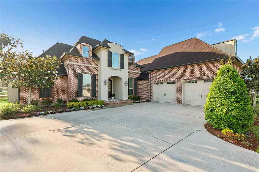 Homes For Sale - 221 Beaupre Drive<br/> Luling, LA 70070