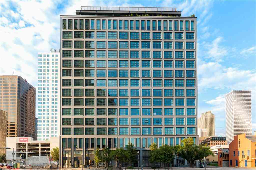 Condo For Sale - 1001 Julia Street #11G<br/> New Orleans, LA 70113