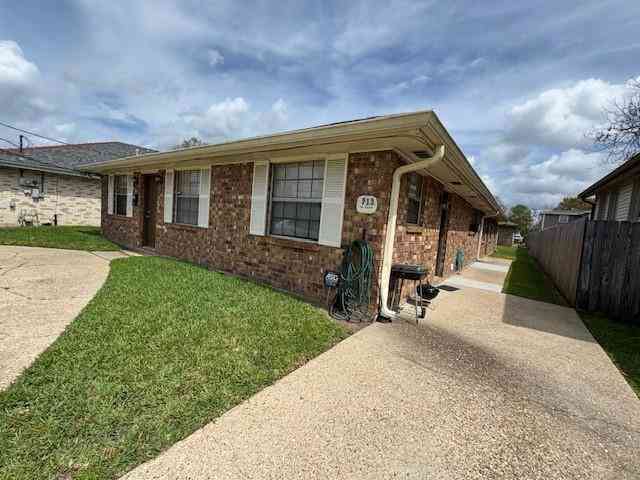 Multifamily For Sale - 713-715 Kent Avenue<br/> Metairie, LA 70001