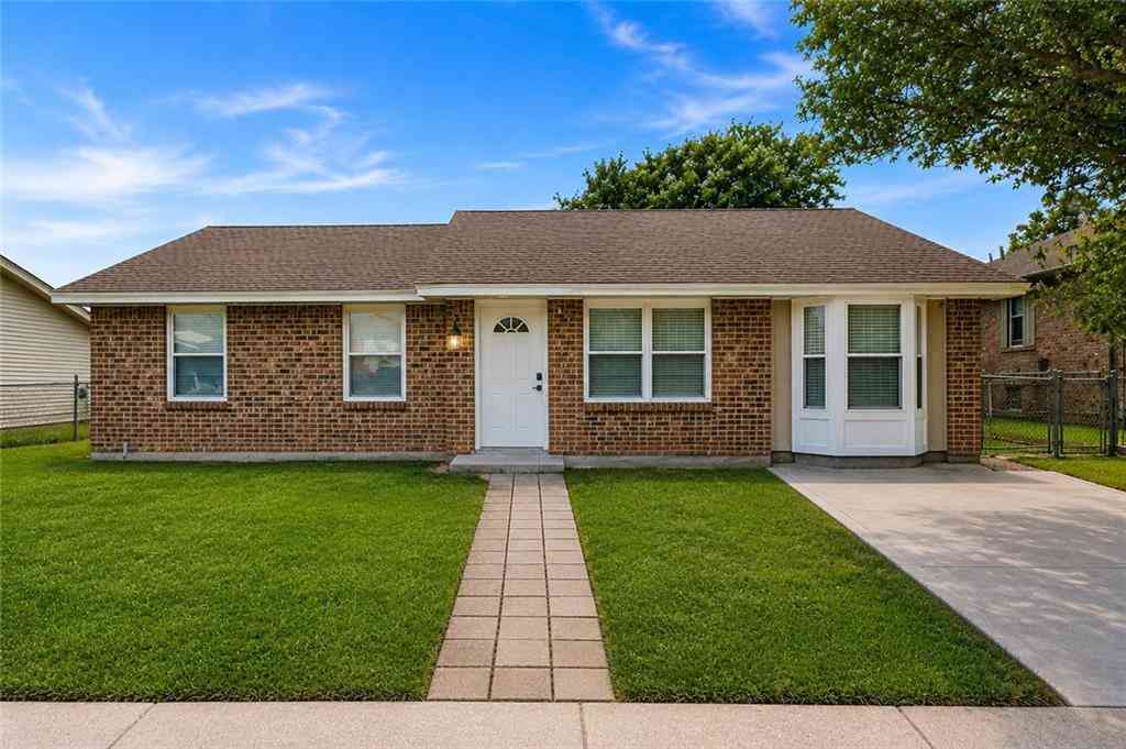 Homes For Sale - 2031 Sauvage Street<br/> Marrero, LA 70072
