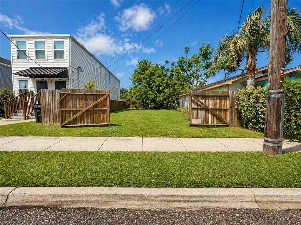 Vacant Land For Sale - 1306 Jourdan Avenue<br/> New Orleans, LA 70117