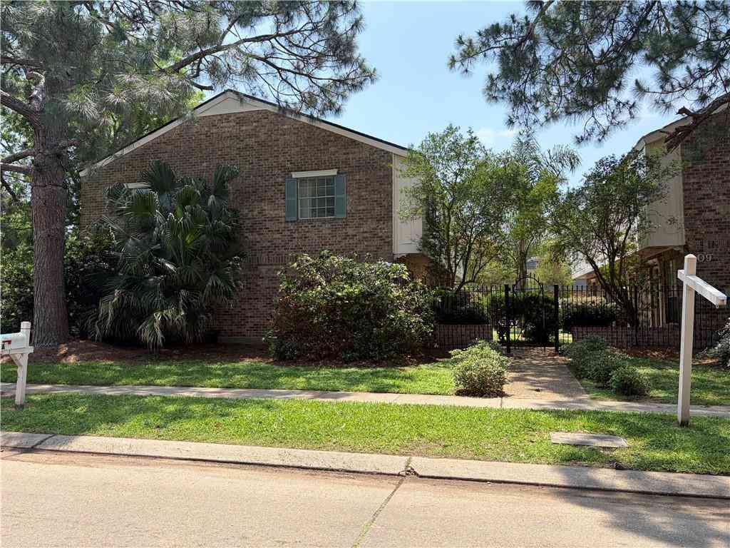Condo For Rent - 913 Vouray Drive #C<br/> Kenner, LA 70065