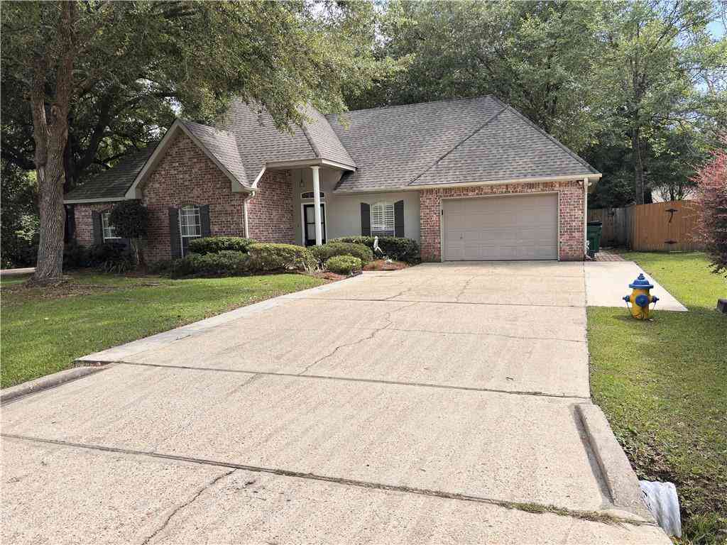 Homes For Rent - 909 Chevreuil Street<br/> Mandeville, LA 70448