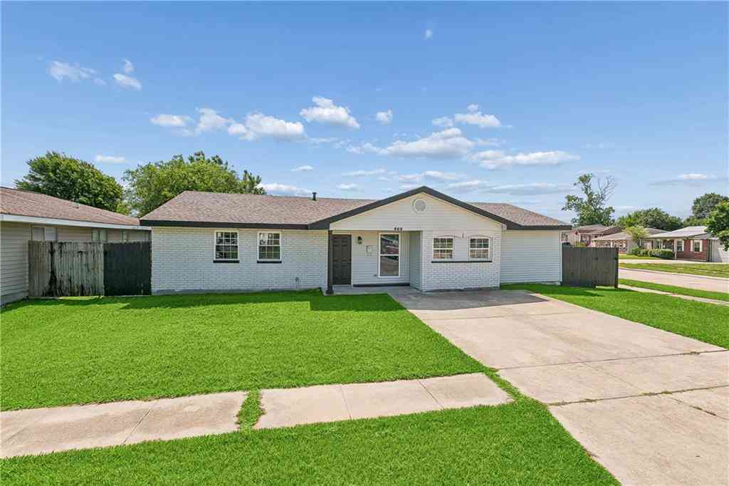 Homes For Sale - 669 Taylorbrook Drive<br/> Gretna, LA 70056