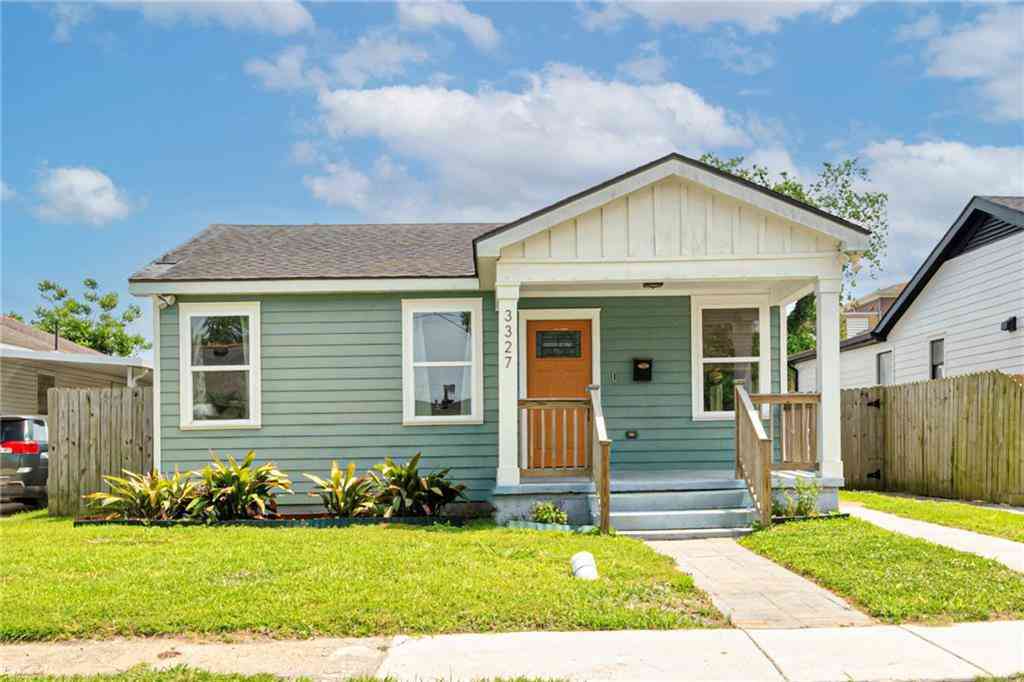Homes For Sale - 3327 Mistletoe Street<br/> New Orleans, LA 70118