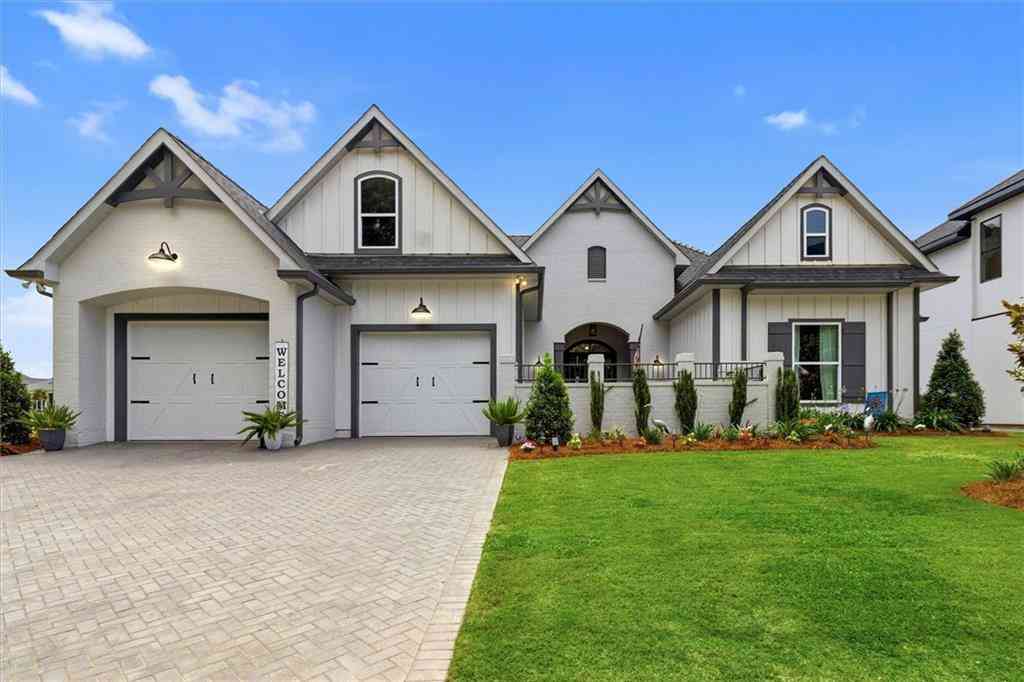 Homes For Sale - 501 N Corniche Du Lac<br/> Covington, LA 70433