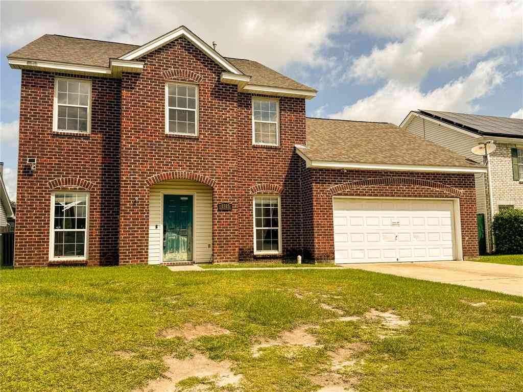 Homes For Sale - 1315 Admiral Nelson Drive<br/> Slidell, LA 70461