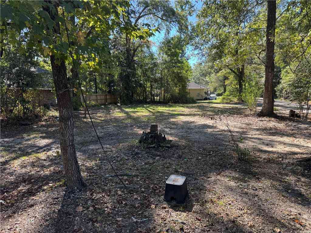 Vacant Land For Sale - 1214 N Spell Street<br/> Covington, LA 70433