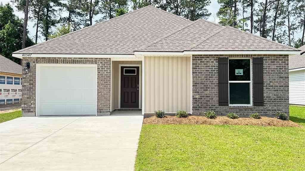 Homes For Sale - 40547 Cara Mae Street<br/> Slidell, LA 70461