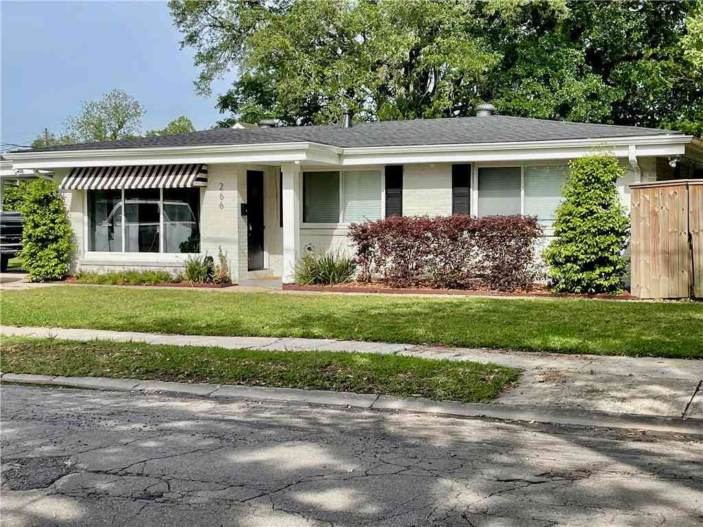Homes For Sale - 266 Roselyn Park Place<br/> New Orleans, LA 70131