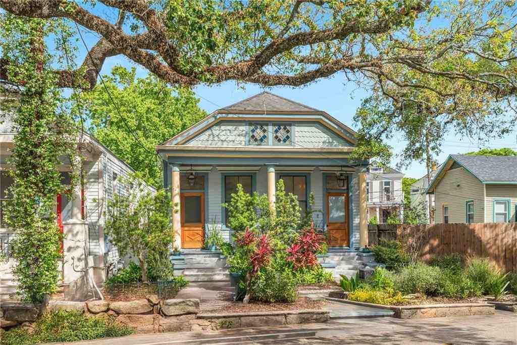 Homes For Sale - 1620 Gentilly Boulevard<br/> New Orleans, LA 70119