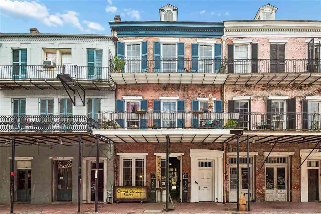 Homes For Sale - 1224 Decatur Street<br/> New Orleans, LA 70116