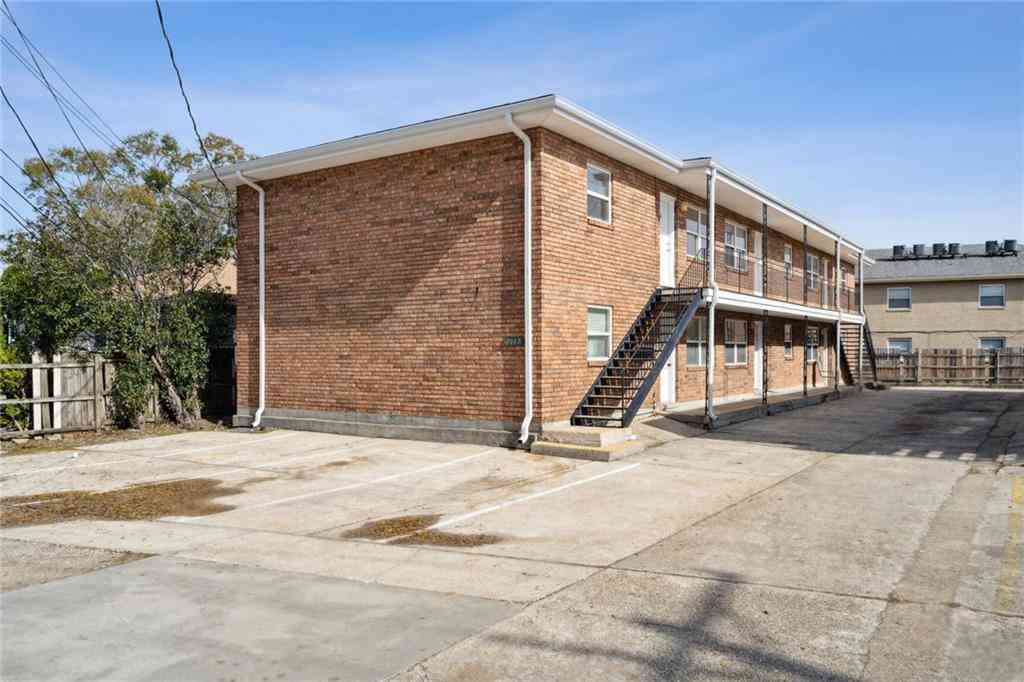 Condo For Rent - 3017 Lake Villa Drive #4<br/> Metairie, LA 70002