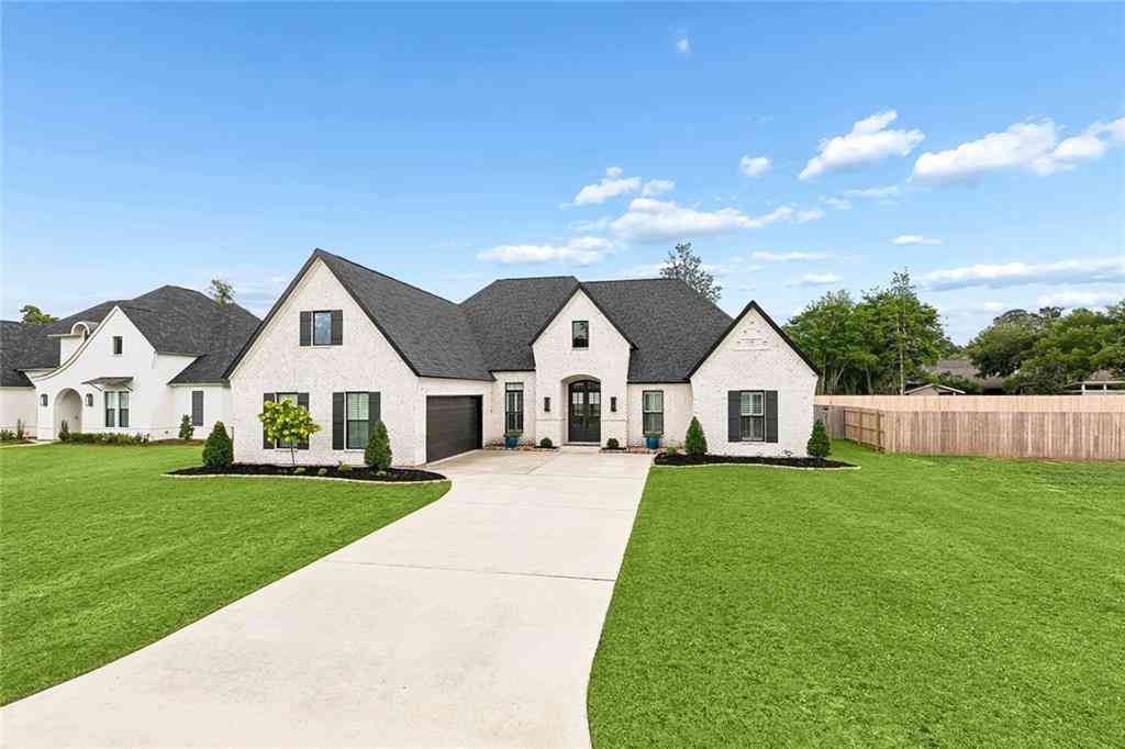 Homes For Sale - 1775 Hazel Drive<br/> Mandeville, LA 70448