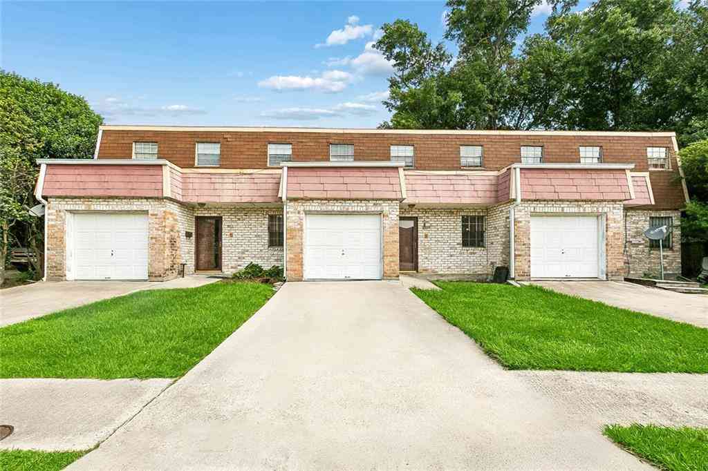 Multifamily For Sale - 3707 11 Stefano Street<br/> Metairie, LA 70002