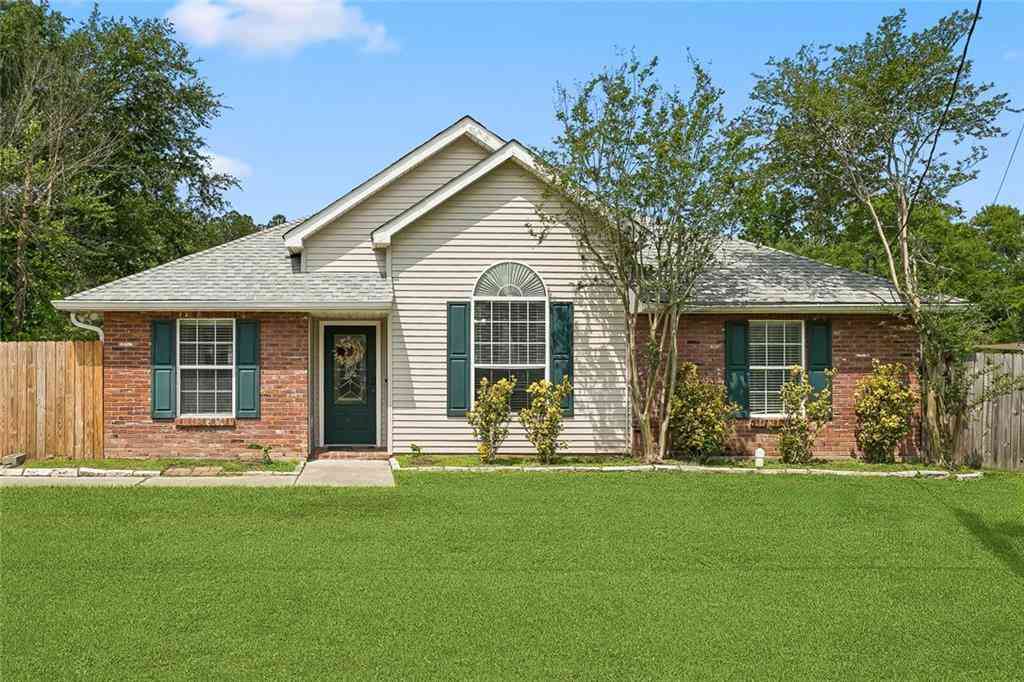 Homes For Sale - 70281 6th Street<br/> Covington, LA 70433