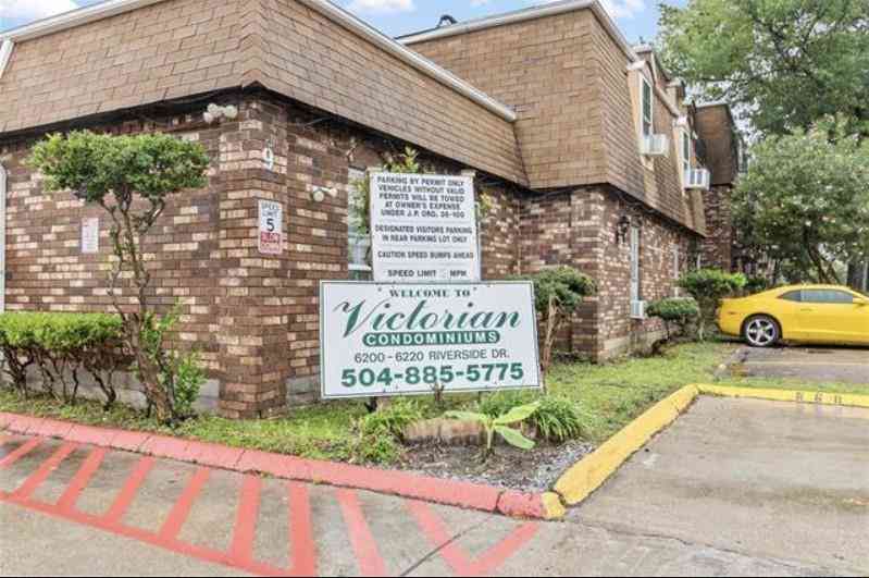 Condo For Sale - 6200 Riverside Drive #415<br/> Metairie, LA 70003