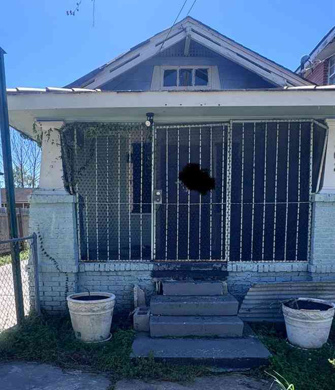 Homes For Sale - 1868 N Galvez Street<br/> New Orleans, LA 70117