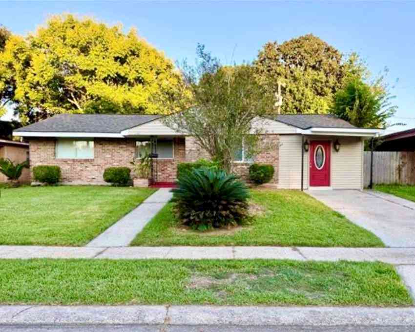 Homes For Rent - 3200 Lancaster Street<br/> New Orleans, LA 70131