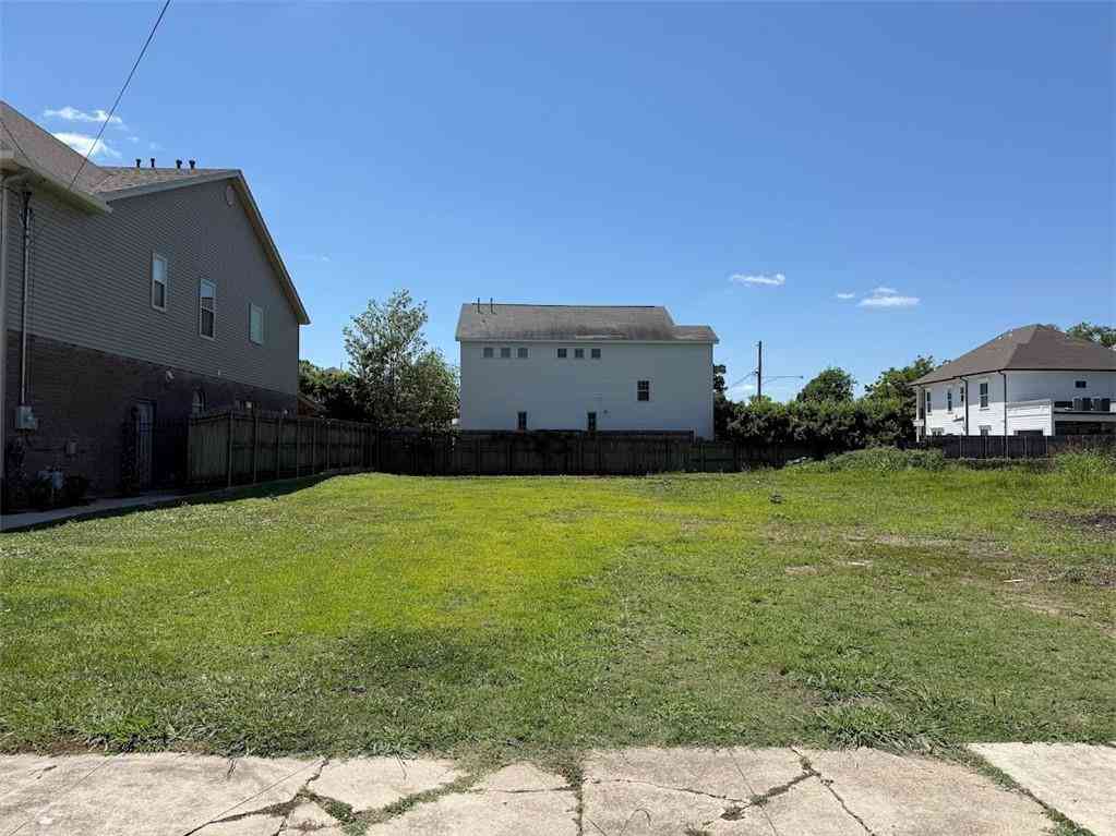 Vacant Land For Sale - 346 Metairie Heights Avenue<br/> Metairie, LA 70001
