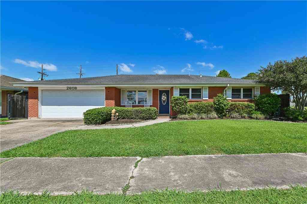Homes For Sale - 2608 Jean Lafitte Parkway<br/> Chalmette, LA 70043
