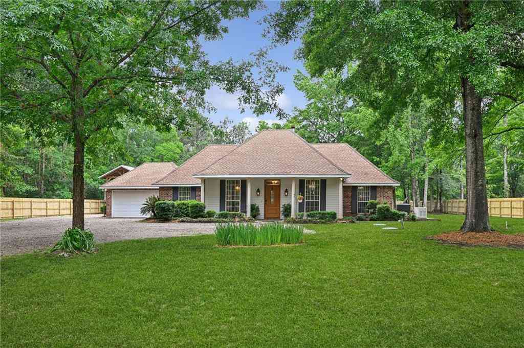 Homes For Sale - 73245 Plantation Street<br/> Covington, LA 70435