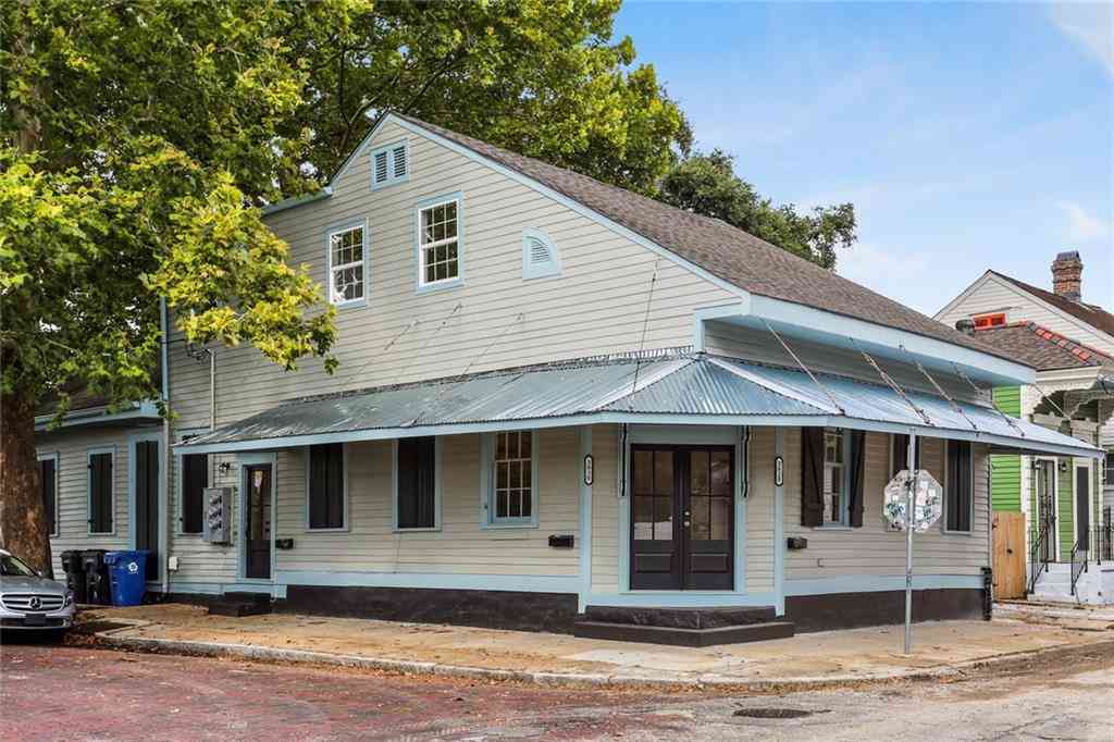 Condo For Rent - 734 Alvar Street<br/> New Orleans, LA 70117