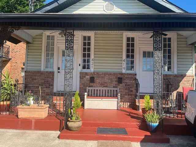 Multifamily For Rent - 419 S Murat Street<br/> New Orleans, LA 70119