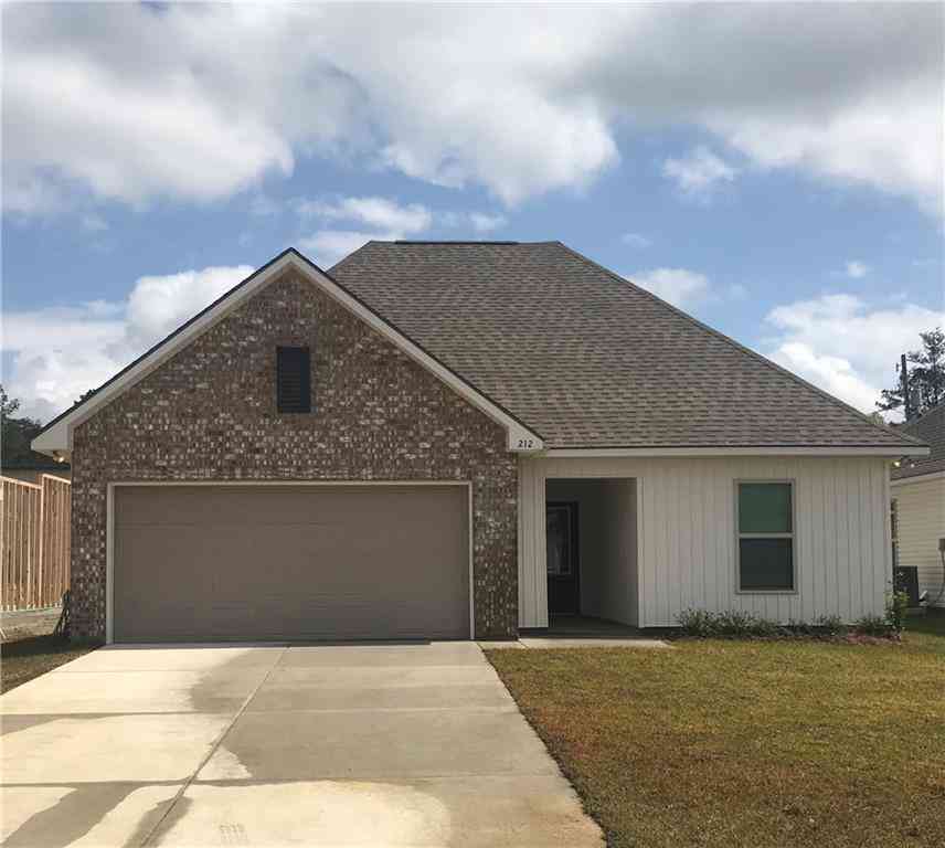 Homes For Rent - 212 Covington Cottage Lane<br/> Covington, LA 70433