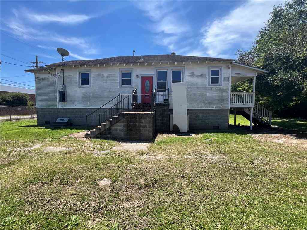 Homes For Sale - 1024 Delery Street<br/> New Orleans, LA 70117