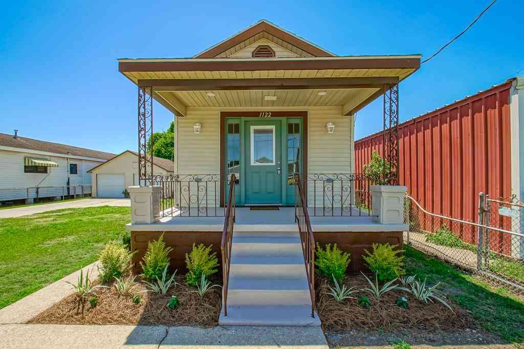 Homes For Rent - 1122 10th Street<br/> Gretna, LA 70053