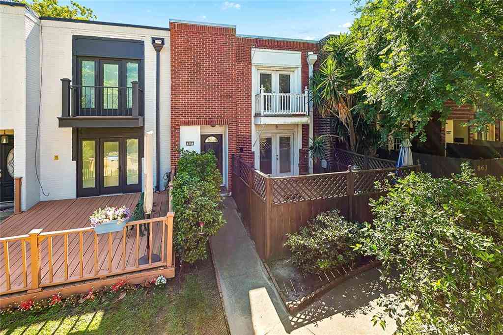 Homes For Sale - 865 Wilshire Boulevard<br/> Metairie, LA 70005