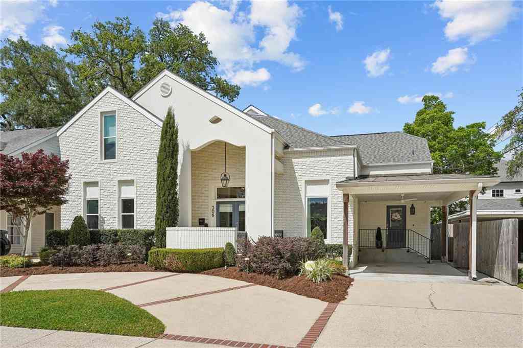 Homes For Sale - 306 W William David Parkway<br/> Metairie, LA 70005