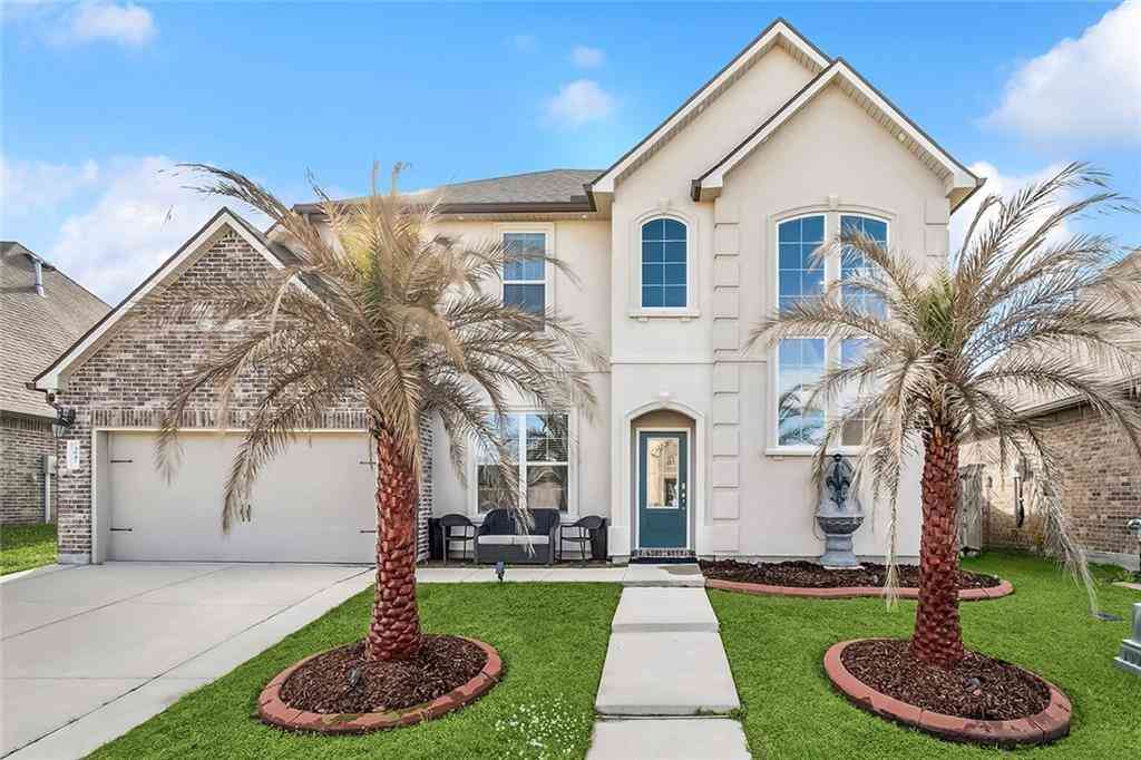 Homes For Sale - 3847 Canal Bank Drive<br/> Slidell, LA 70461
