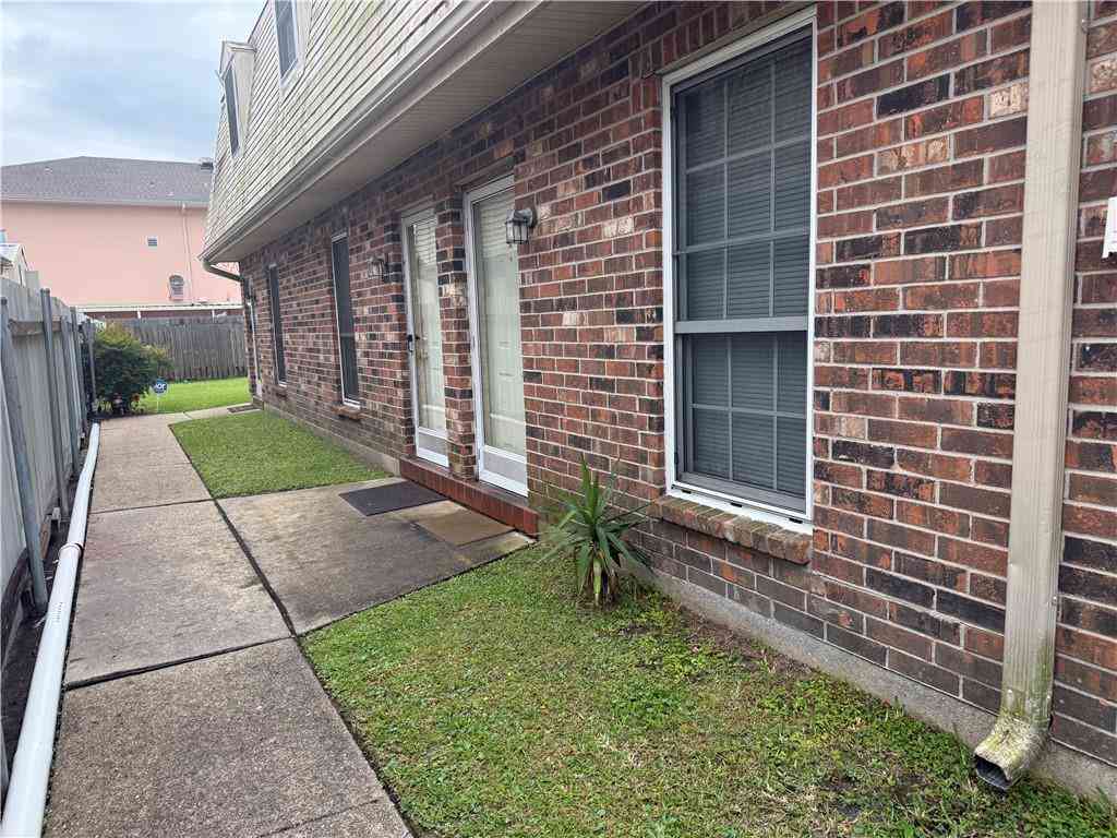 Multifamily For Rent - 3304 Delaware Avenue #B<br/> Kenner, LA 70065