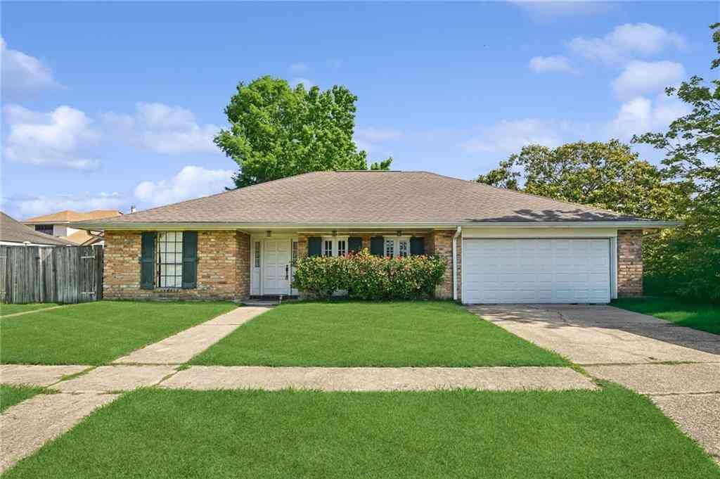 Homes For Sale - 7305 Lancashire Drive<br/> Harahan, LA 70123